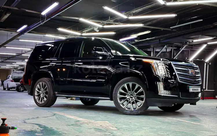 Cadillac Escalade 2020 годаүшін27 300 000 тг. в Алматы