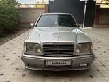 Mercedes-Benz E 200 1994 годаүшін2 000 000 тг. в Тараз
