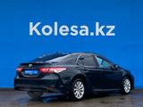 Toyota Camry 2019 года за 12 850 000 тг. в Алматы – фото 3