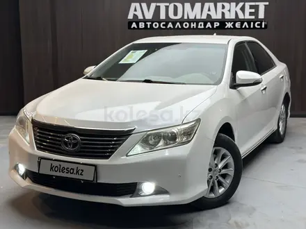 Toyota Camry 2014 года за 7 790 000 тг. в Актобе
