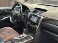 Toyota Camry 2014 года за 7 790 000 тг. в Актобе – фото 6