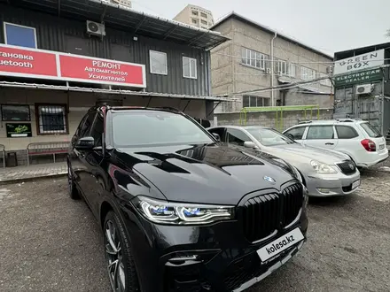 BMW X7 2021 года за 47 000 000 тг. в Алматы – фото 4