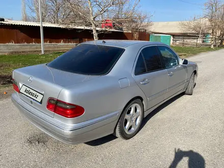 Mercedes-Benz E 280 1999 года за 4 600 000 тг. в Шымкент – фото 3