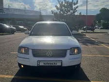 Volkswagen Passat, 2003