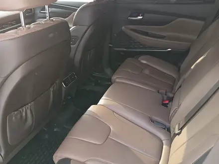 Hyundai Santa Fe 2023 года за 17 500 000 тг. в Усть-Каменогорск – фото 9