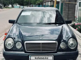 Mercedes-Benz E 280