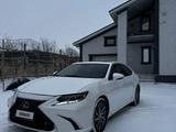 Lexus ES 300h 2018 годаүшін11 800 000 тг. в Жанаозен – фото 3