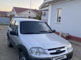 Chevrolet Niva 2012 годаfor2 600 000 тг. в Атырау