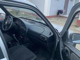 Chevrolet Niva 2012 годаfor2 600 000 тг. в Атырау – фото 3