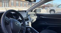 Toyota Camry 2023 года за 18 000 000 тг. в Уральск – фото 4