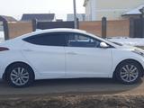 Hyundai Elantra 2014 года за 5 950 000 тг. в Уральск – фото 4