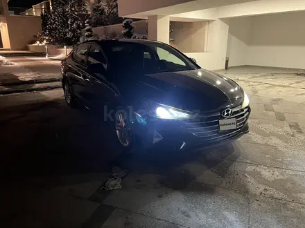 Hyundai Elantra 2019 года за 6 000 000 тг. в Алматы – фото 3