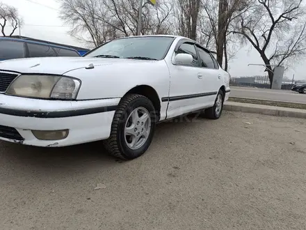 Toyota Avalon 1997 года за 2 650 000 тг. в Алматы – фото 10