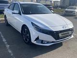 Hyundai Elantra 2023 года за 12 800 000 тг. в Алматы – фото 3