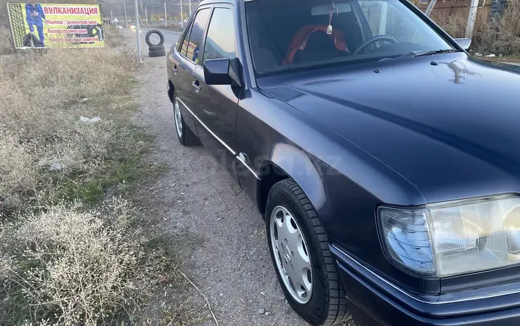 Mercedes-Benz E 280 1995 годаүшін2 700 000 тг. в Алматы