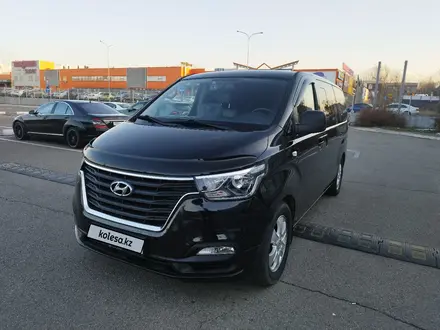 Hyundai Starex 2019 года за 13 200 000 тг. в Алматы – фото 12