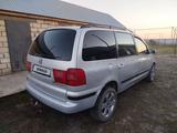 SEAT Alhambra 2001 года за 2 400 000 тг. в Уральск – фото 3