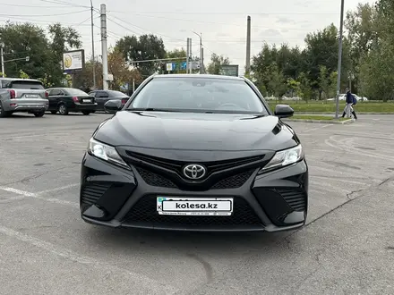 Toyota Camry 2020 года за 12 500 000 тг. в Тараз