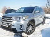 Toyota Highlander 2018 года за 16 500 000 тг. в Алматы