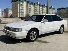 Mazda 626, 1990