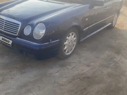 Mercedes-Benz E 230 1995 года за 1 900 000 тг. в Тараз – фото 13