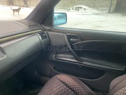 Mercedes-Benz E 230 1995 года за 1 900 000 тг. в Тараз – фото 8