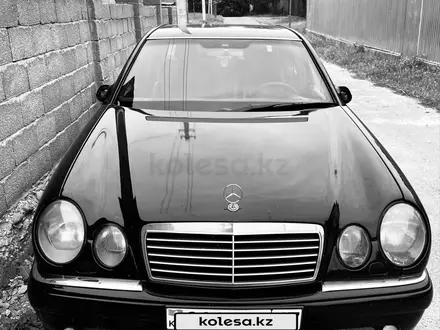 Mercedes-Benz E 280 1996 года за 2 600 000 тг. в Шымкент – фото 6