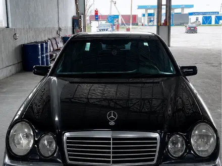 Mercedes-Benz E 280 1996 года за 2 600 000 тг. в Шымкент