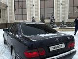 Mercedes-Benz E 240 2000 года за 3 700 000 тг. в Уральск – фото 5