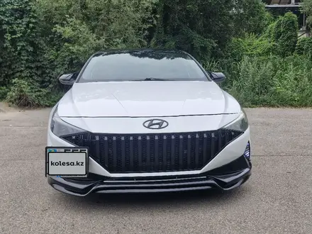 Hyundai Elantra 2021 года за 7 800 000 тг. в Алматы