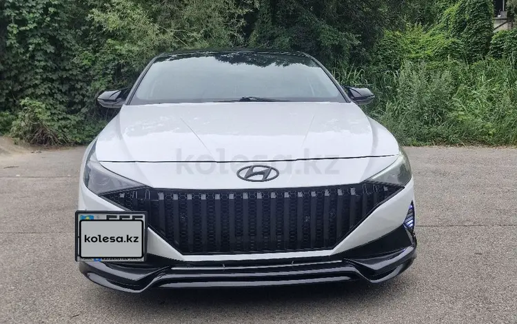 Hyundai Elantra 2021 года за 7 800 000 тг. в Алматы