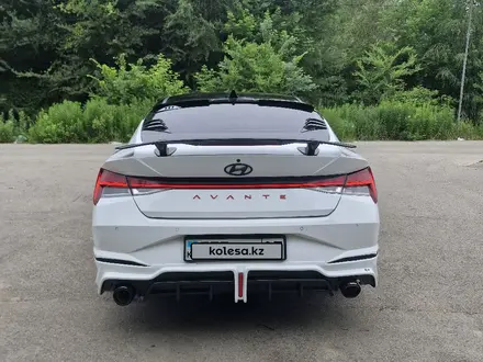 Hyundai Elantra 2021 года за 7 800 000 тг. в Алматы – фото 4
