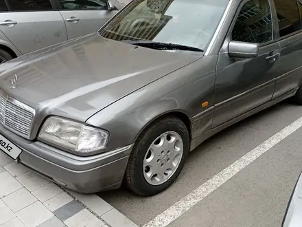 Mercedes-Benz C 280 1994 года за 2 300 000 тг. в Караганда – фото 3