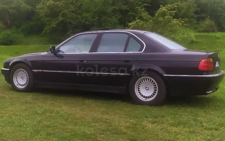BMW 730 1996 года за 3 200 000 тг. в Есик