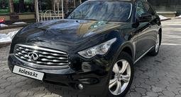 Infiniti FX35 2010 года за 9 200 000 тг. в Алматы – фото 2