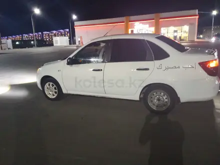 ВАЗ (Lada) Granta 2190 2014 года за 2 000 000 тг. в Атырау – фото 4