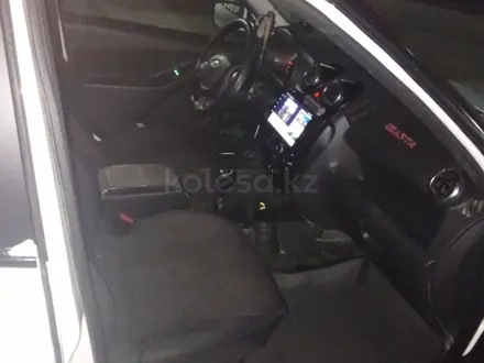 ВАЗ (Lada) Granta 2190 2014 года за 2 000 000 тг. в Атырау – фото 8