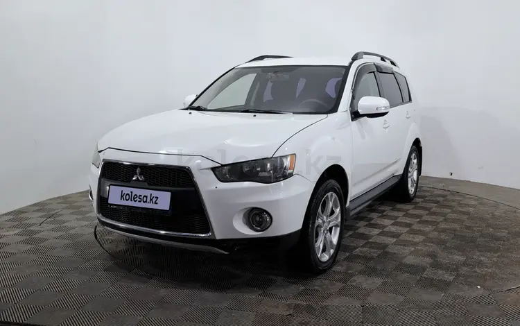 Mitsubishi Outlander 2011 года за 5 450 000 тг. в Астана