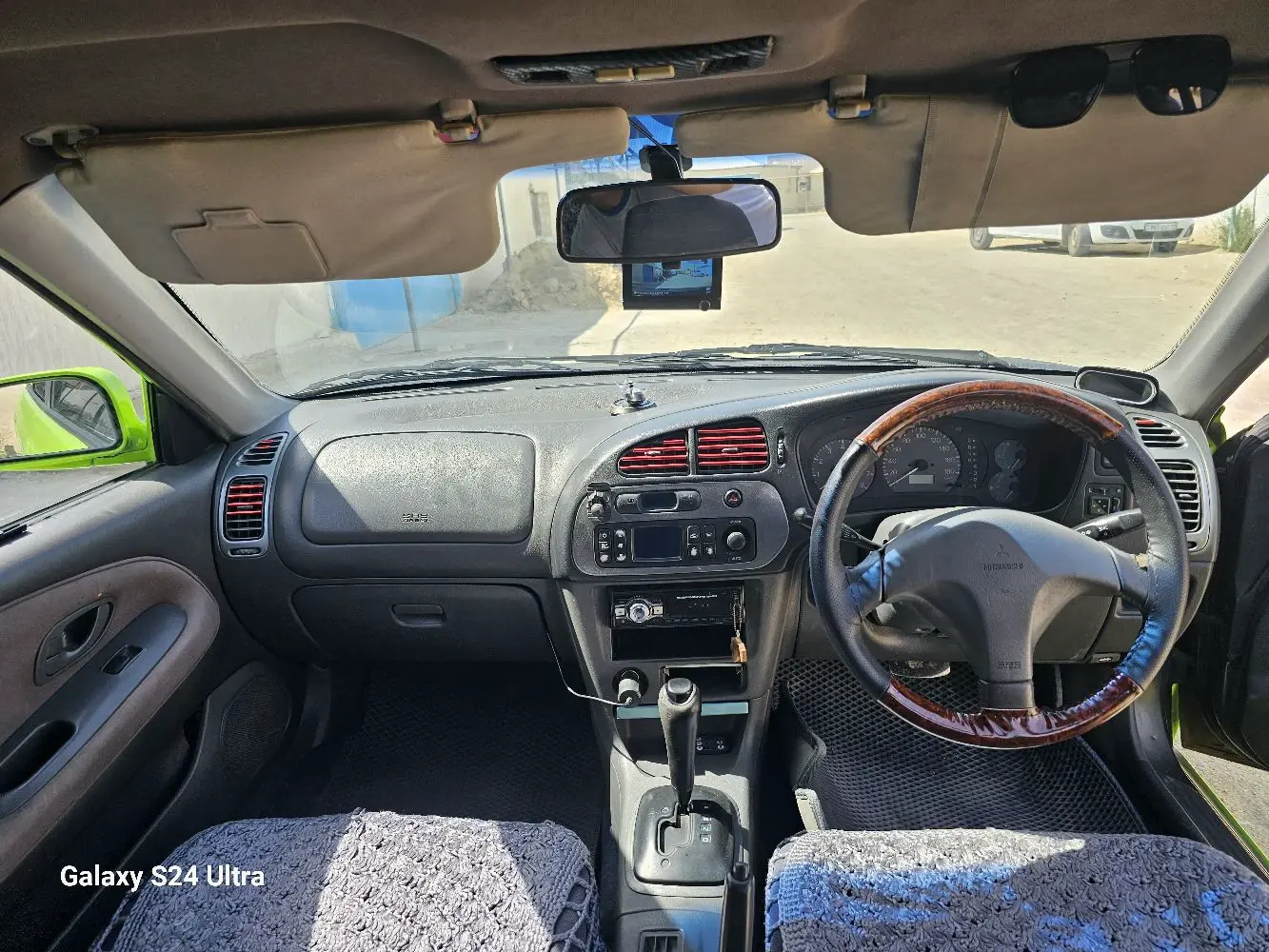 Mitsubishi Lancer, 1997