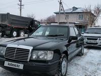 Mercedes-Benz E 300 1988 годаfor1 400 000 тг. в Астана