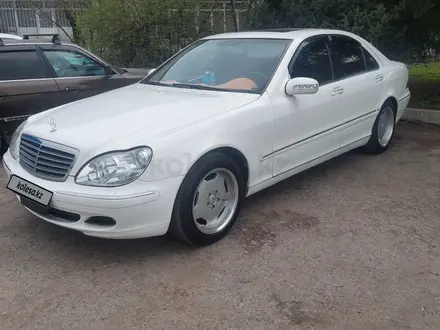 Mercedes-Benz S 220 2002 года за 5 500 000 тг. в Алматы