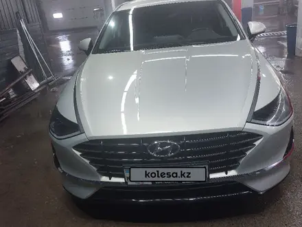 Hyundai Sonata 2023 года за 13 500 000 тг. в Астана