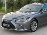 Lexus ES 300h 2019 годаүшін18 500 000 тг. в Алматы – фото 2