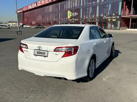 Toyota Camry 2012 года за 5 999 999 тг. в Актобе – фото 4