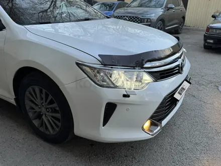 Toyota Camry 2015 года за 8 800 000 тг. в Алматы – фото 13