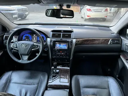 Toyota Camry 2015 года за 8 800 000 тг. в Алматы – фото 15