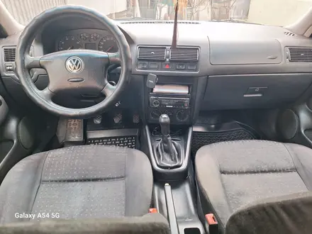 Volkswagen Golf 2001 года за 2 600 000 тг. в Шымкент – фото 16