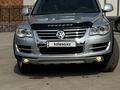 Volkswagen Touareg 2008 года за 7 500 000 тг. в Алматы
