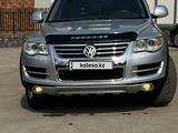 Volkswagen Touareg 2008 года за 7 500 000 тг. в Алматы