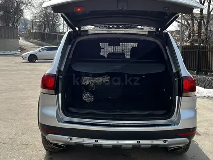 Volkswagen Touareg 2008 года за 7 500 000 тг. в Алматы – фото 9